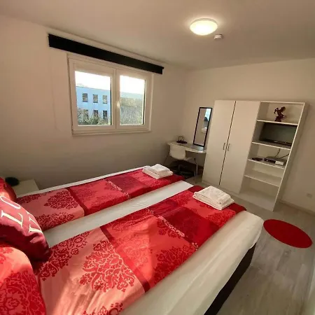 Ferienwohnung Апартаменты *