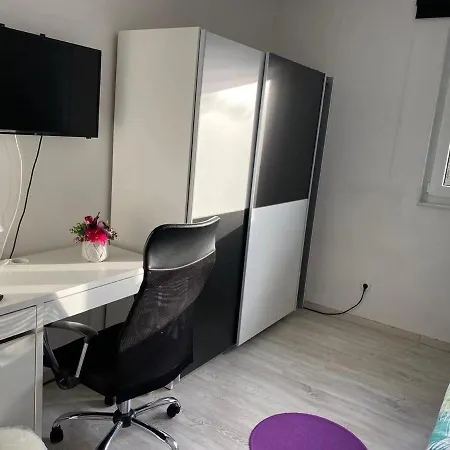 Ferienwohnung Апартаменты Ноймюнстер
